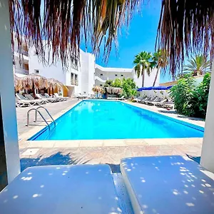 ** Aparthotel Antonis G. Kypr