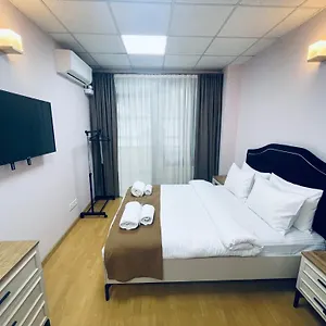 Four Seasons Отель